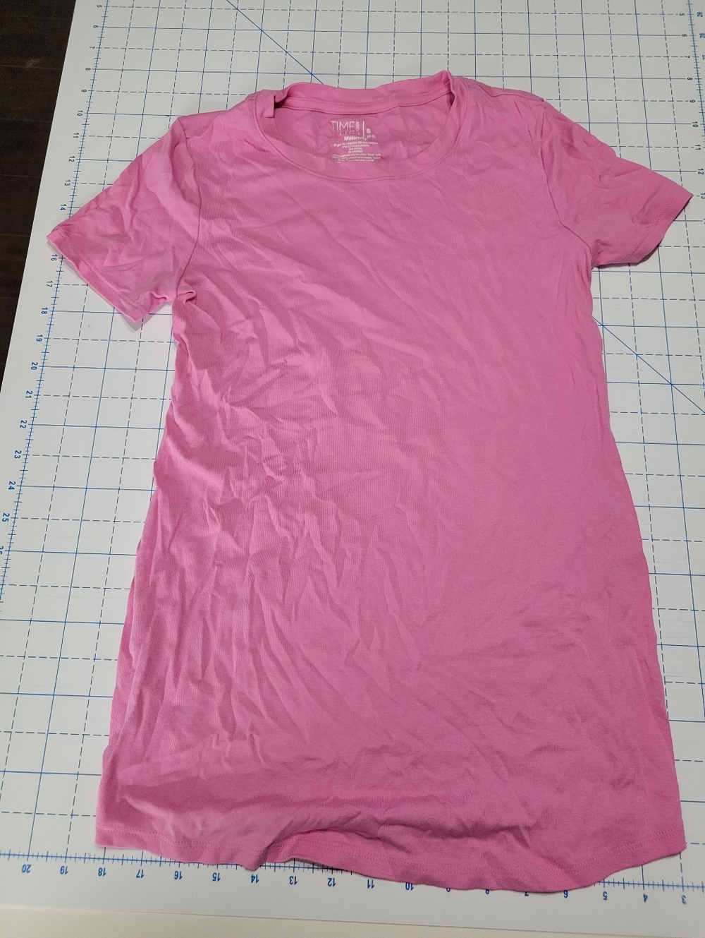 Time and Tru Pink Short Sleeve Maternity Crewneck Tee